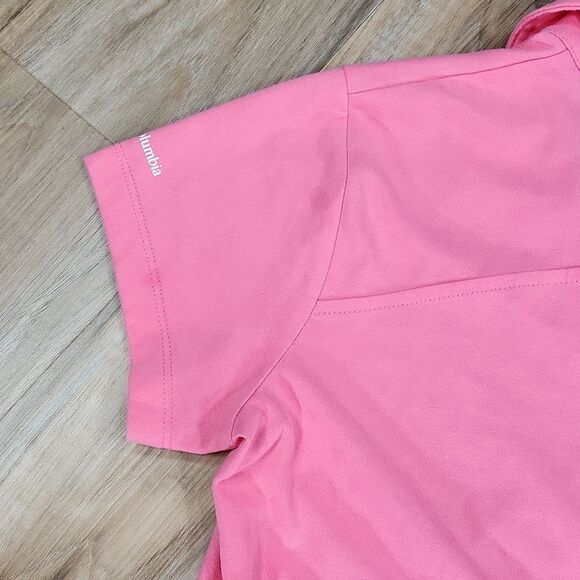 🐞Columbia Pink Omni-Freeze Collared Vneck Short Sleeve Top Medium - Picture 15 of 15